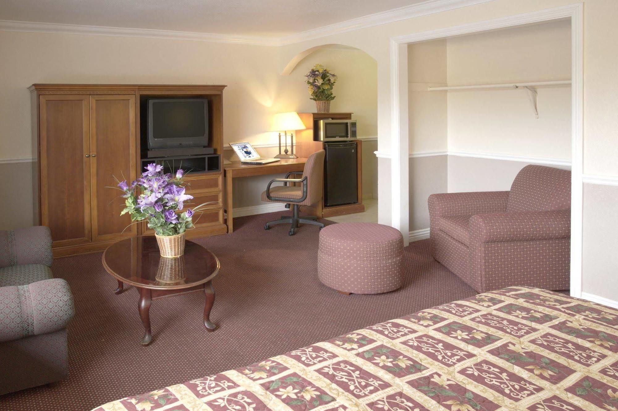 Legacy Inn & Suites アナハイム エクステリア 写真